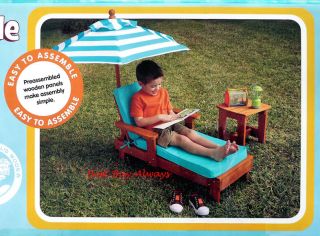 This KidKraft kids outdoor lounger, table and umbrella set is perfect