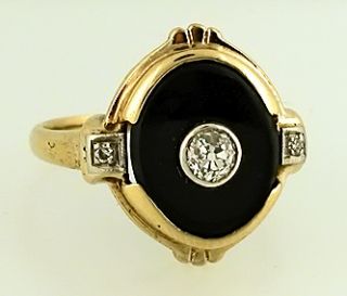 Ladies Vintage Black Onyx Diamond Ring CA 1940s