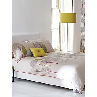 Silhouette bed linen   