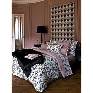 Yves Delorme Silhouet poudre bed linen   