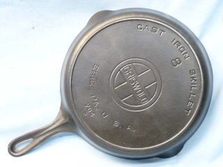 Beautiful Old Griswold Erie PA #8 Cast Iron Skillet Large Logo Heat