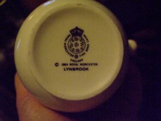 Royal Worcester Lynbrook Creamer 1964 England