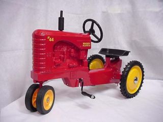 Massey Harris 44 Pedal Tractor by Scale Models NIB 2001 Collector