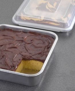 Nordicware 9 x 13 Cake Pan with Lid   Bakeware   Kitchen