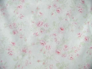 Mary Rose 13 Collection Faded Pink Roses Jadite Leaves Quilt Gate