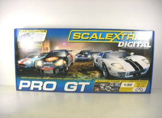 Scalextric 1 32 Pro GT Slot Car Set with 4 Cars C1260T