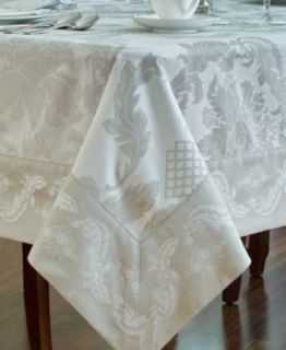 Edie Rose by Rachel Bilson Table Linens, Hydrangea Collection   Table