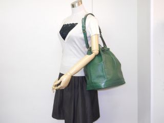 Used Louis Vuitton Epi Green Noe Shoulder Bag Auth Free EMS Shipping