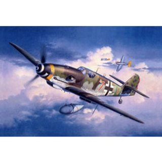   Messerschmitt Bf 109 K 4 im Maßstab 132 Spielzeug