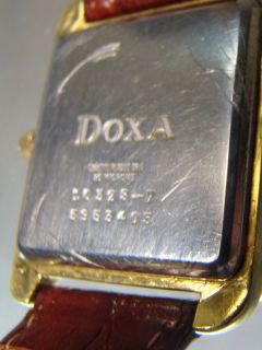 HAU Doxa grafic mit Lederband, gut erhalten und Werk läuft 193/7043