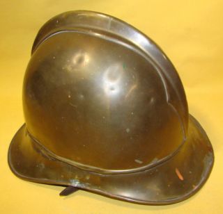 Messing Feuerwehrhelm um 1900, Gebrauchsspuren 193/11031