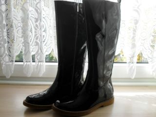 DESIGNER MARKEN LACKLEDERSTIEFEL UVP 229,  NEU GR 40