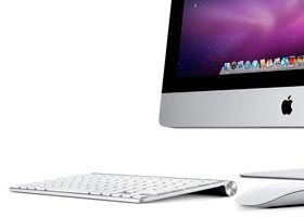 Das unglaublich flache Apple Wireless Keyboard auf Ihrem Schreibtisch