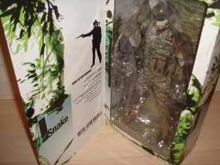Medicom RAH Snake Eater Tiger Stripe Camo Metal Gear Solid 3 12