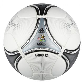 Adidas Fussball Euro 2012 Finale Tango 12 Spielball 6763