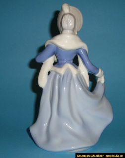 Porzellan Figur   Dame mit Muff   Gerold / Bavaria Porzellanfigur