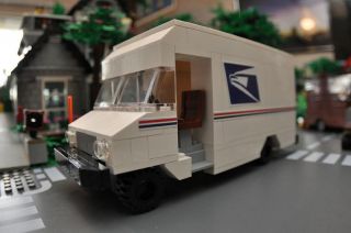 Custom LEGO City Cargo Mail Truck   7848 7733   Train
