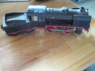 R910 Märklin Dampflokomotive, schwarz, 2 achsig, alte Spur 0