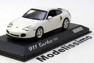 43 Minichamps Porsche 911 (996) Turbo 3,6 2000 white