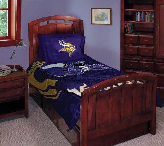Minnesota Vikings Twin/Full Comforter with Two Pillow