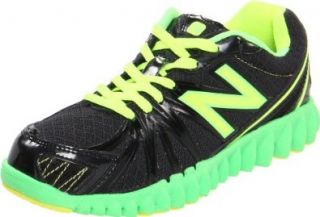 New Balance K2750 NB Groove Running Shoe (Little Kid/Big Kid) Shoes