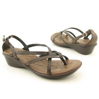 Born Womens Savory Sandal (9M, Brown) Shoes