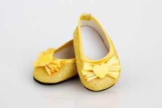 Golden Dress Shoes with Yellow Bow   18 Inch Doll Shoes Toys & Games
