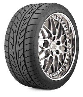 Nitto NT555 235/45R17 93W (182 200)    Automotive