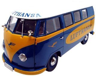 1957 Volkswagen Kombi Bus Lufthansa 112 Diecast Toys