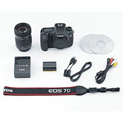 Canon EOS 7D EF S 18MP Digital SLR Camera with 18 135mm IS Lens