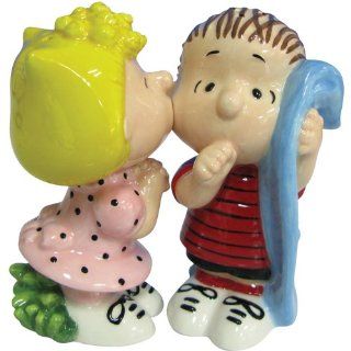 Westland Giftware Peanuts Magnetic Sally and Linus Salt